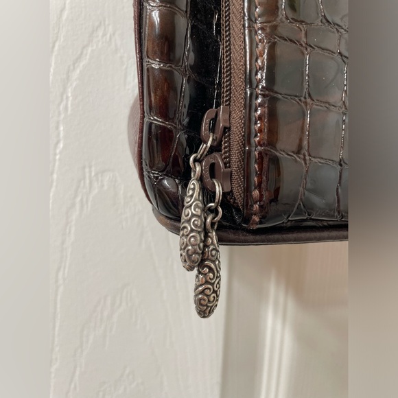 Brighton Brown Shoulder Bag with Crocodile Texture - Picture 5 of 11